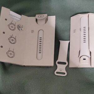 White Wearable Wristband